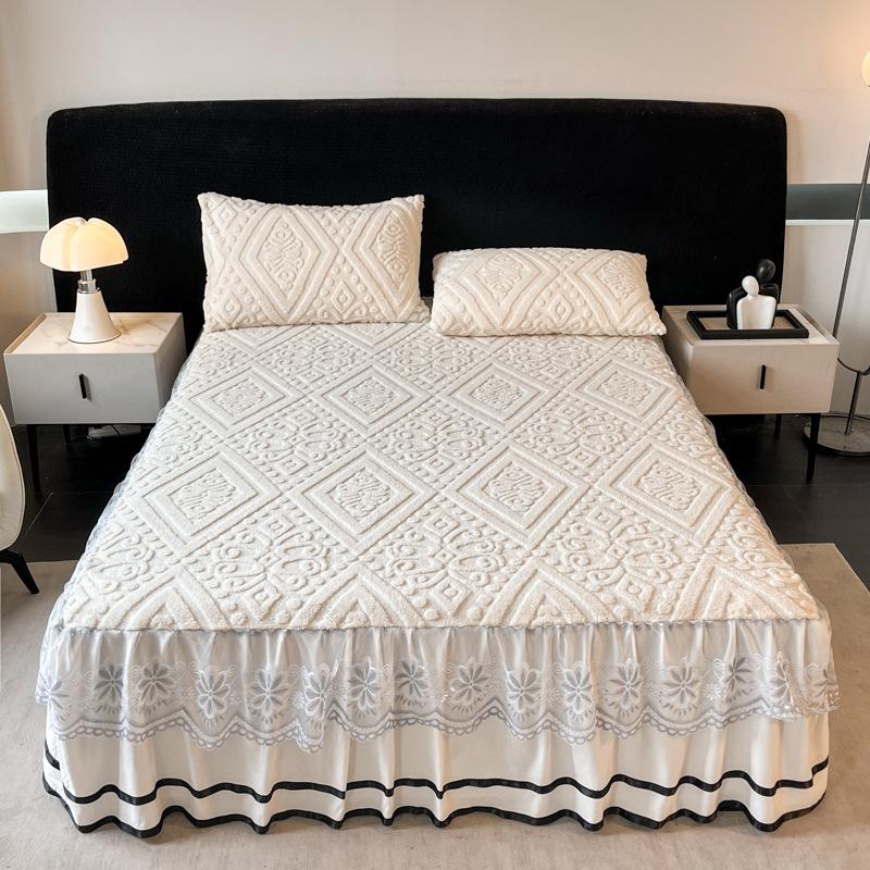 Tafu Velvet Jacquard Bed Skirt Plush Thickened Dustproof and Anti Slip Bed Cover Embroidered Lace Bed Sheet 3pcs Home Textile