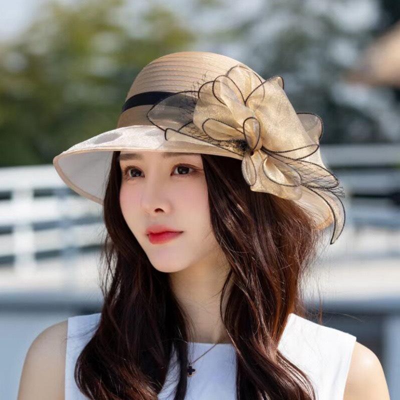Pălărie de soare din organza elegantă pentru femei cu accente florale - Căciulă de soare respirabilă, cu protecție UV pentru călătorii în aer liber, vară, pentru femei, elegantă, pălărie de soare