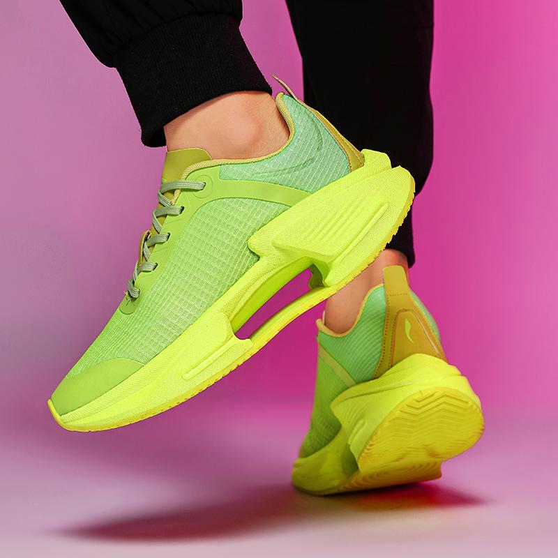 Women’s Sneakers Basketball Tennis Feather Shoes Casual Outdoor School Student Shoes Couple Men Lightweight Sneakers Climbing Boot Plus Size 36-44