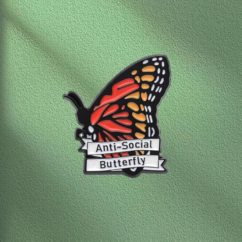 Elegant Alloy Butterfly Wing Brooch – Unique Drip Oil Design for Clothing, Bags, and Hats Zhe Qi