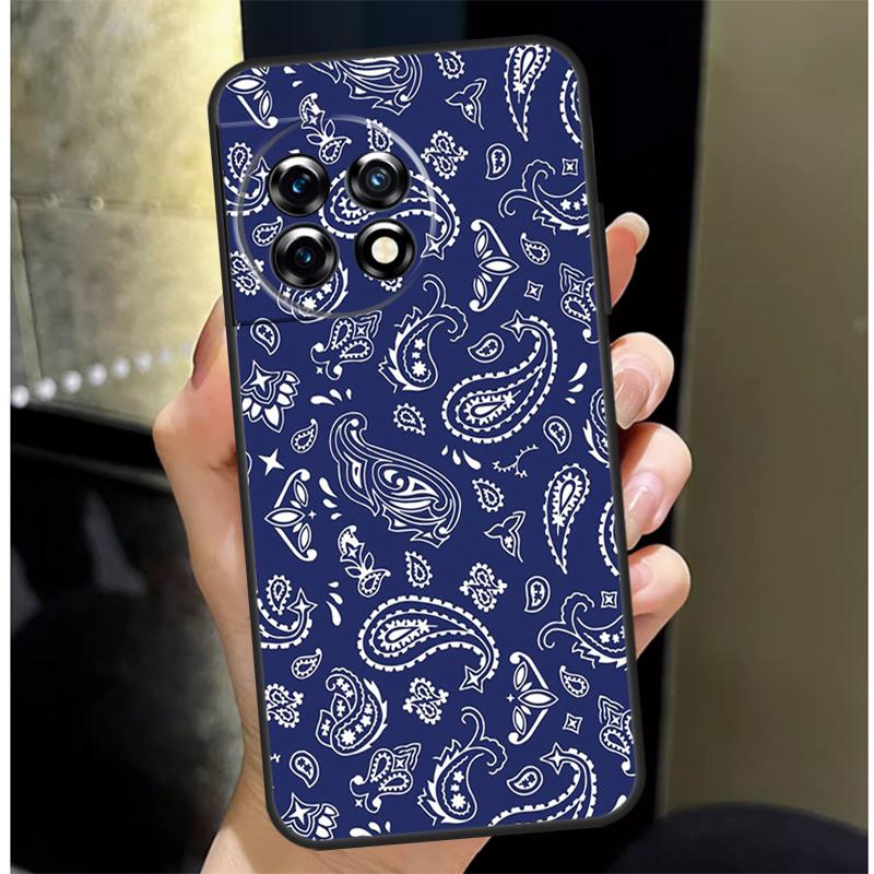 Paisley Bandana Cover For OnePlus 13 13R 12 12R 11 10 Pro 8T 10T OnePlus Nord 4 CE 2 3 Lite N10 N20 N30 Case