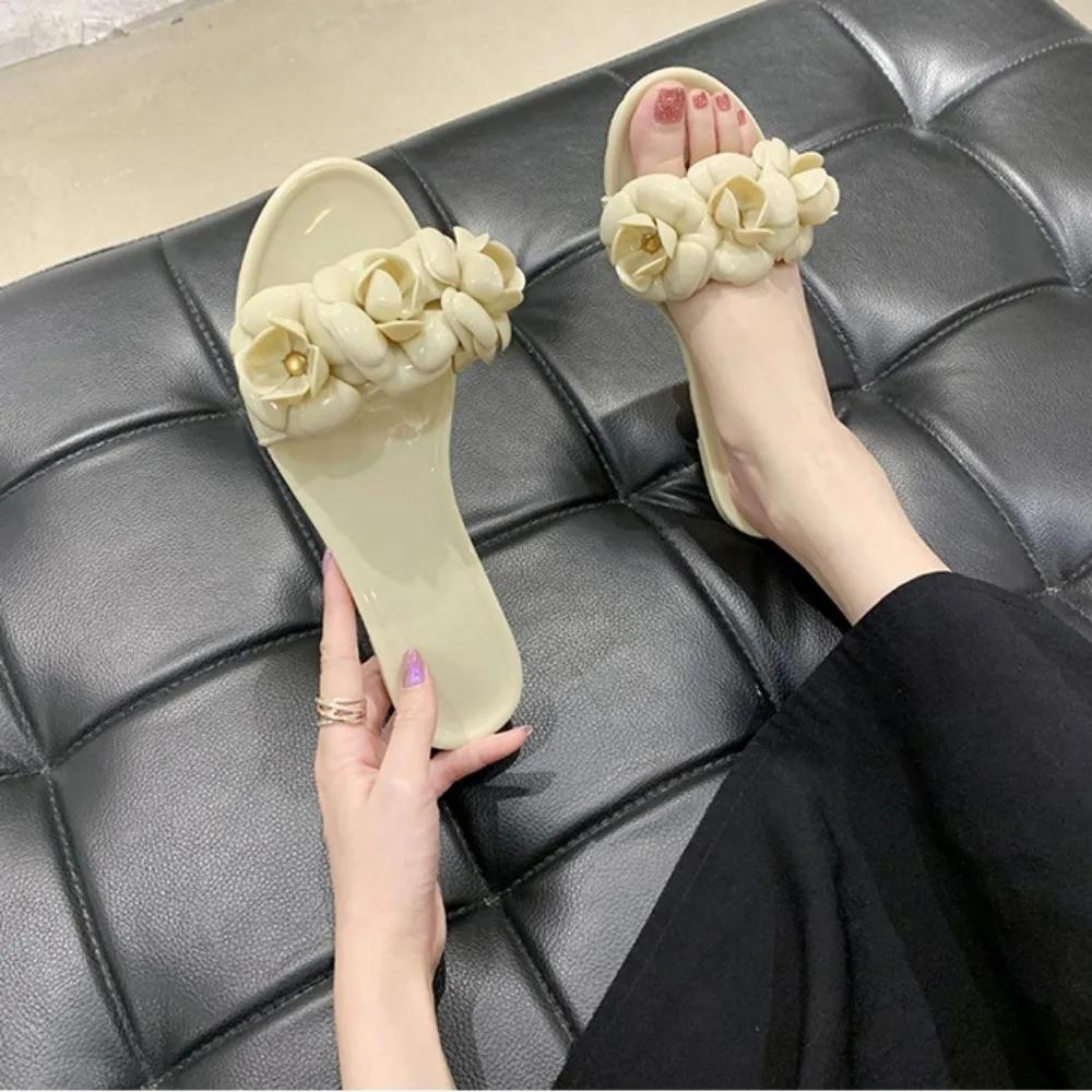Women Slippers Summer Outside Flat Bottom Slippers Fashion Jelly Sandals Women New Beach Women's Shoes Sandalias De Mujeres