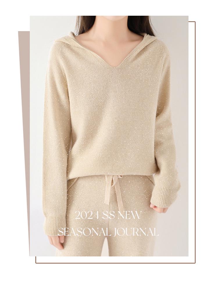 Wool Knit V-neck Sweater - Women's 2025 Autumn/Winter Collection