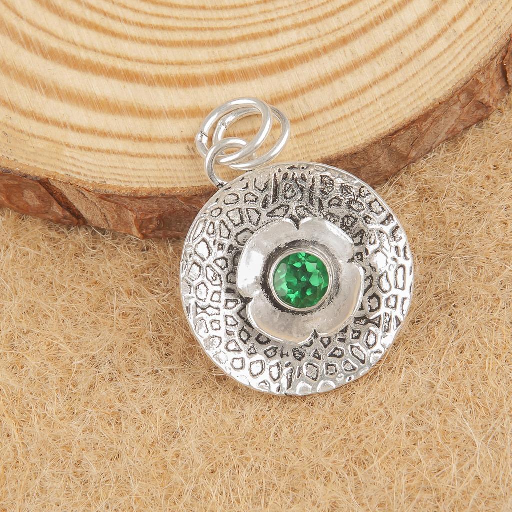 Green Emerald Gemstone Handmade Boho Jewelry, Attractive Pendant For Gift, 925 Sterling Silver Pendant For Wedding Gift
