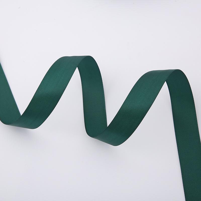 Festliches Band für Weihnachtsbaum & Geschenkverpackung - Elch & Weihnachtsmann Designs