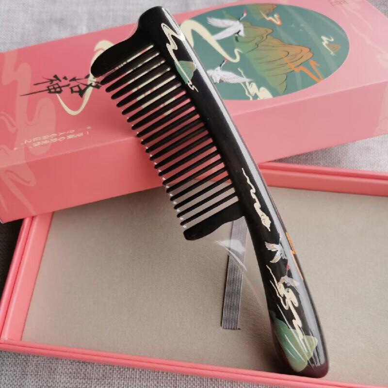 Подарочный набор деревянных расчесок Tan Mujian Jinghong
