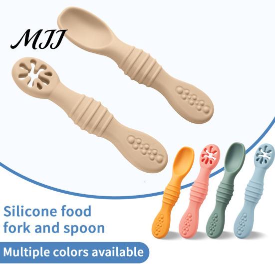 Soft Tip Spoons for Newborns 2Pcs Silicone Baby Spoon, Toddler Training Spoon Puree Fruit Puree, Babies Non-Slip Handle Infant Feeding Self