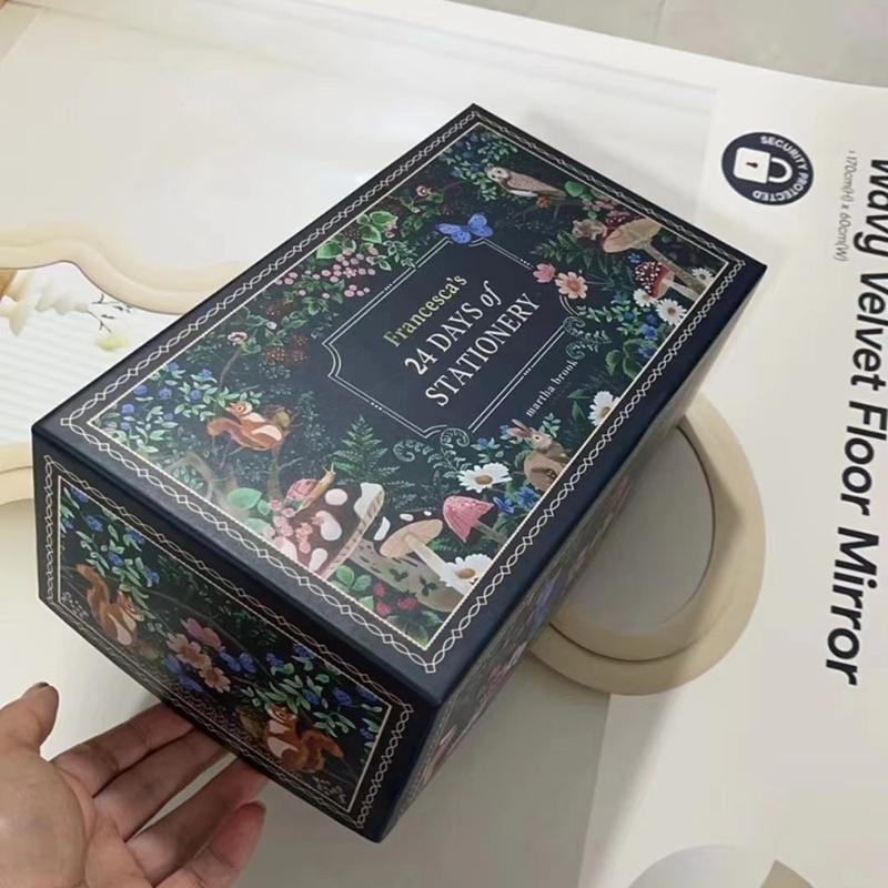 

Winter Woodlands Design Christmas Countdown Calendar Envelope Accessories Teens Kids Gifts 24 Days Stationery Advent Calendar