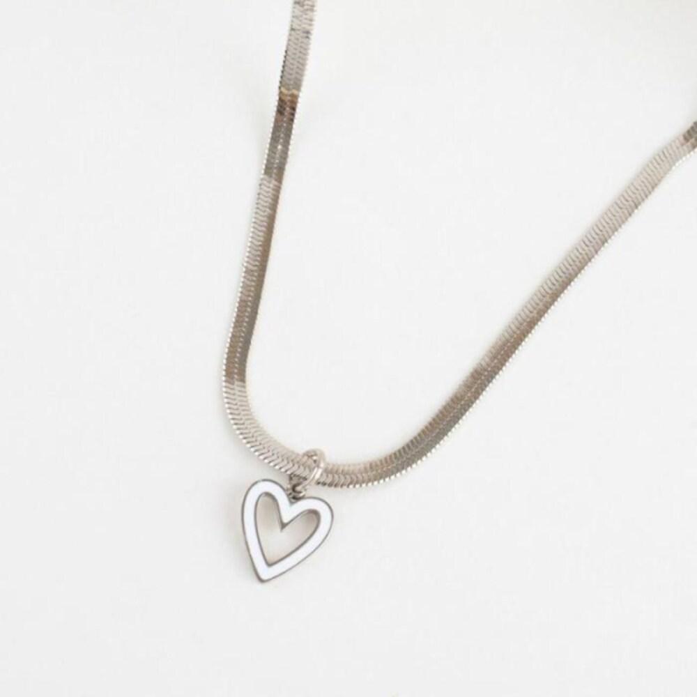 Women's Heart Silver Mood Pendant Snake Necklace (16330807)