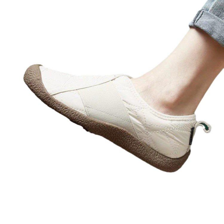 Chaussures d'automne et d'hiver pour personnes paresseuses à pédales, chaussures confortables antidérapantes, tissu aérospatial à semelle souple, chaussures en coton léger pour femmes