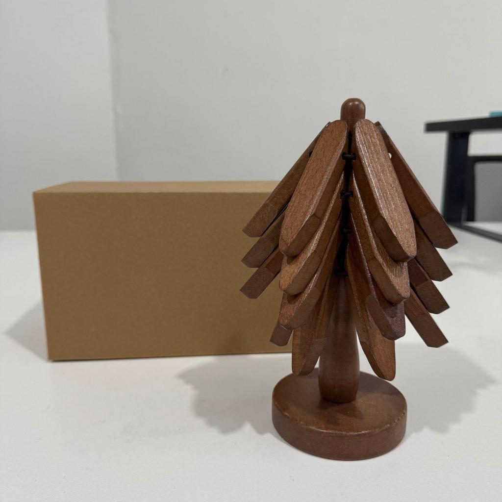Black Walnut Thermal Insulation Pad, A Tree Coaster, Creative Household Anti-scalding Placemat, Log Tea Tray, Cute Desktop Ornament