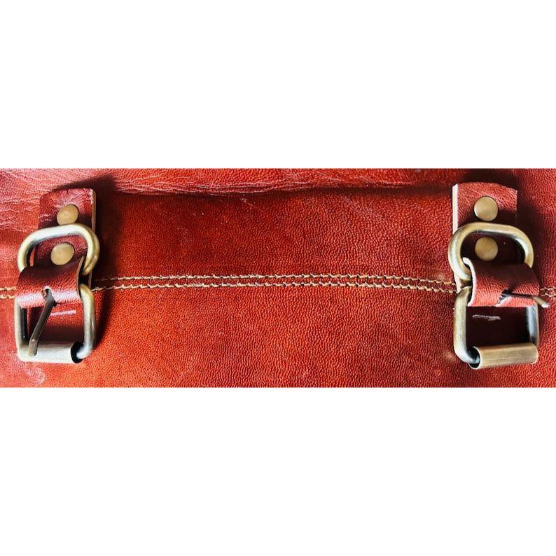 Кожаная сумка-портфель с седельной прострочкой и полосками спереди. 7 x 9 x 2.5 — фото 5