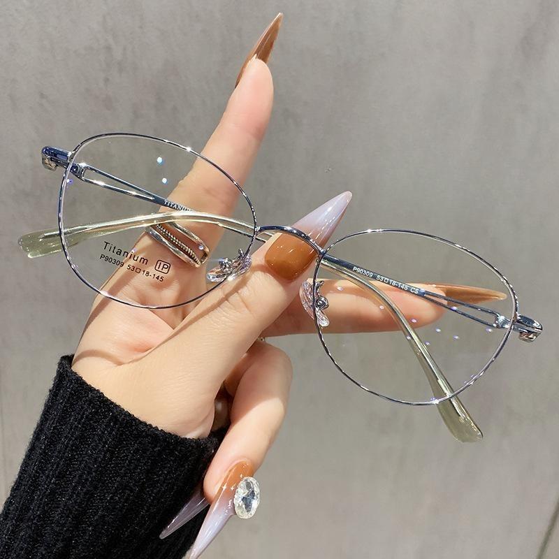 No Makeup Myopia Glasses for Women, Ultra-light Solid Color Titanium Frame Flat Glasses for Women, Can Be Equipped with High-degree Anti-blue Myopia