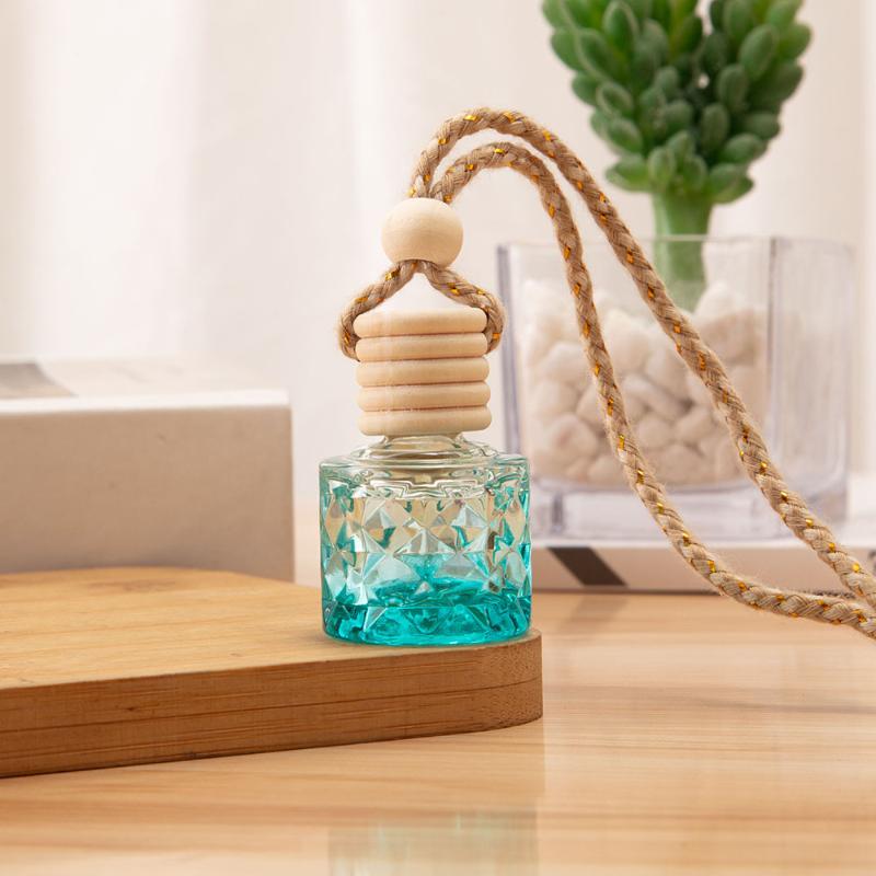 1Pcs Refillable Car Essential Oil Diffuser Bottle Empty Car Air Freshener Pendant Perfume Glass Bottle With Wooden Caps