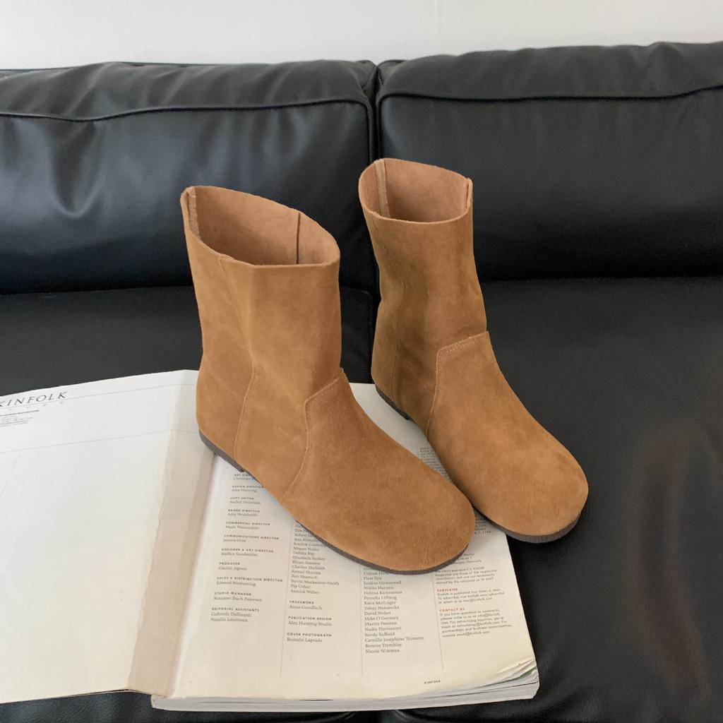 Korean Version of Matte Flip Round Head Flat Bottom Thin Boots Short Boots Women's 2025 New Flat Heel Wide Boots