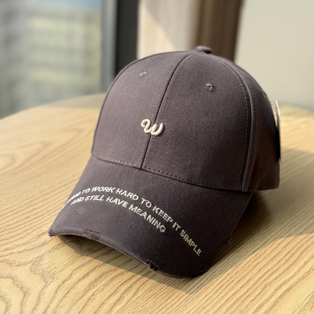 Korean-style Women's Cap with Embroidered Letters, Hard-brimmed Baseball Cap, Trendy and Versatile, Casual Student Cap, Suitable for Spring and