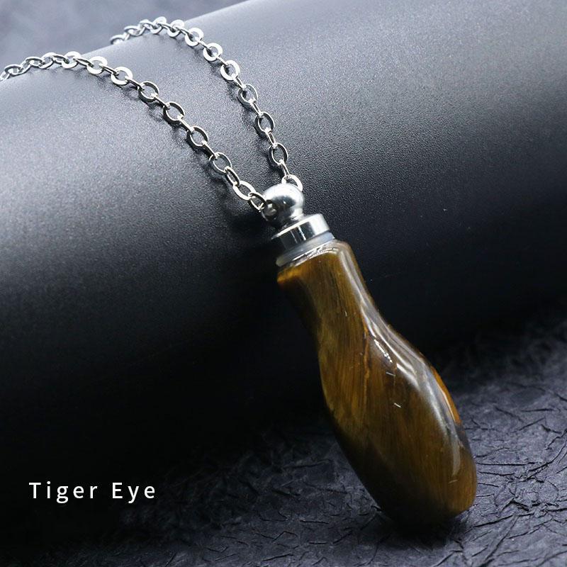 

Openable Crystal Perfume Bottle Pendant Necklace For Women Essential Oil Diffuser Vial Necklace Natural Roses Amethyst Jewelry