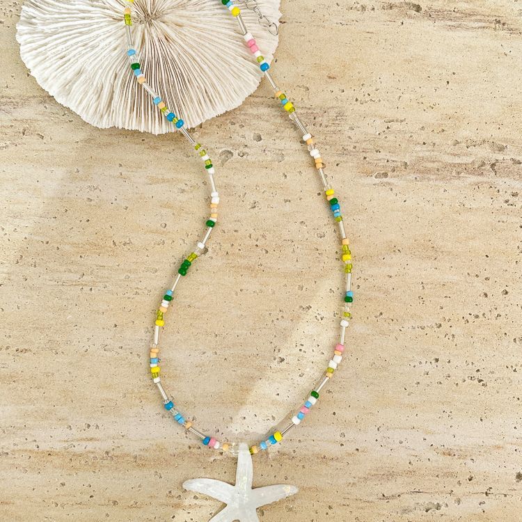 Summer cool starfish pendant necklace women's 1011 new seaside vacation wind sweet beaded collarbone chain accessories