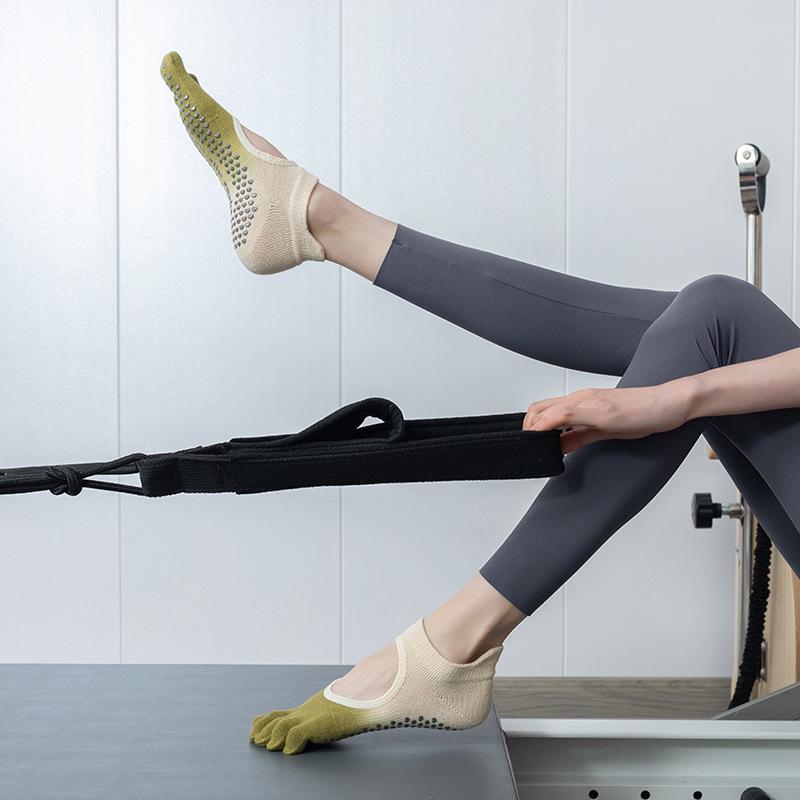Șosete cu cinci degete ToeSox fără spate, antiderapante pentru yoga și pilates - Calitate pentru toate anotimpurile