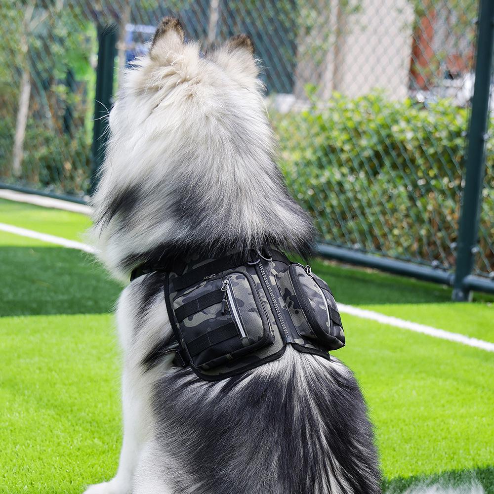 The new dog backpack goes out to walk the dog, the snack bag is explosion-proof, and the pet self-backpack dog bag is small, medium and large dogs.