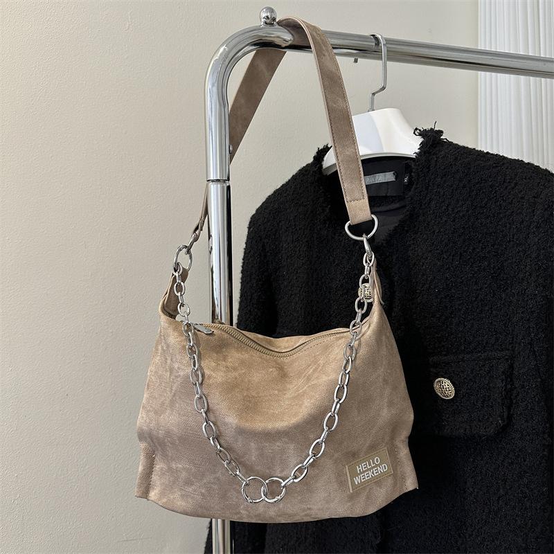 Versatile Large-capacity Tote Bag New Textured Commuter Messenger Bag Women's Retro Chain Shoulder Bag