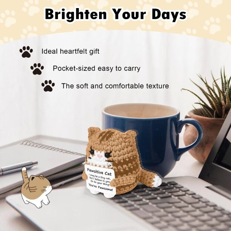 Jouet Décoration Chats au Crochet Unique Avec Carte d'Encouragement Décoration de Soutien Émotionnel Parfait Pour Décoration de Voiture et Utilisation sur Bureau