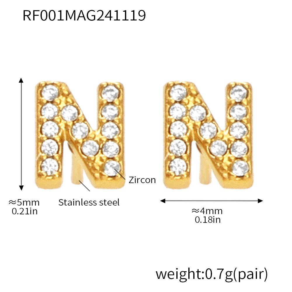 Qiong Yao 26-Letter Zircon Inlaid Jewelry Set: Gold-Plated Titanium Steel Necklace, Bracelet, Ring, and Stud Earrings.