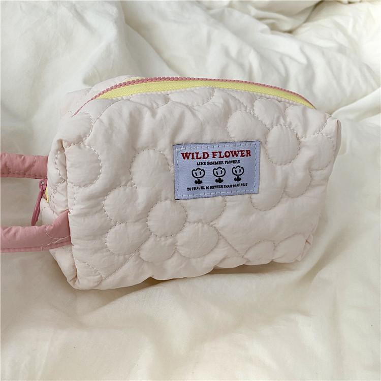 

Large Storage Capacity Pen Bag Fashion Simple Classic Practical Style Girls білий