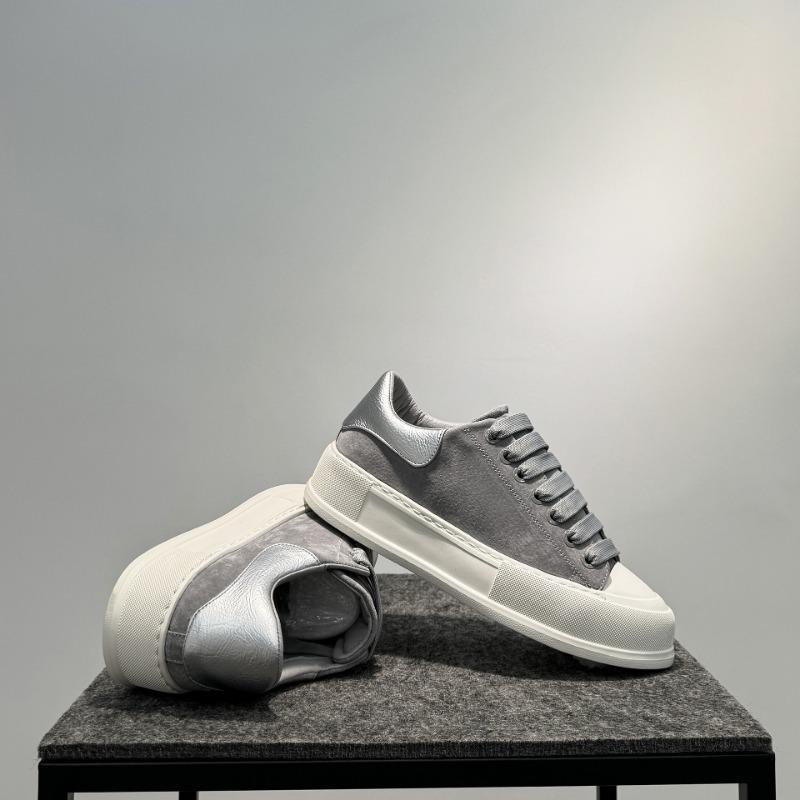 

Кожаные кеды мужские новые на шнуровке низкие модные на толстой подошве увеличивающие рост универсальные спортивные и повседневные туфли 43 серый