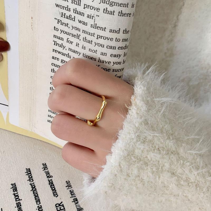 

Adjustable Luxurious Copper Ring With Unique Geometric Design For Fashion Women J5243