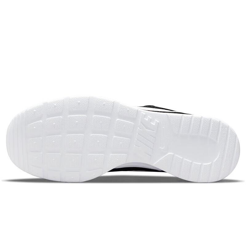 Nike Women's Casual Athletic Shoes