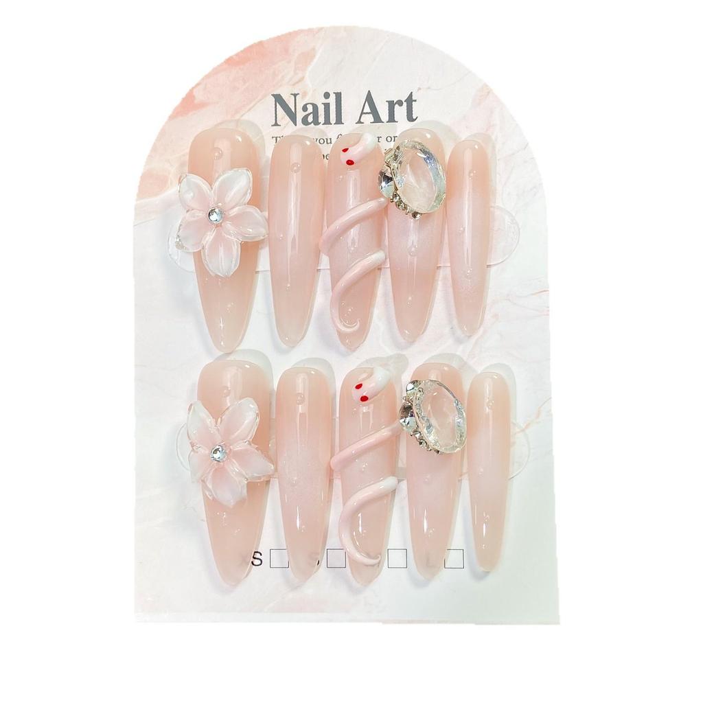 Fairy Style Press-On Nails with 3D Flower & Diamond Decorations - Eye-Catching, Skin-Brightening Nail Art