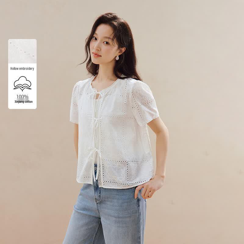 

Inman French Embroidered Short Sleeve Tie-Front Shirt M
