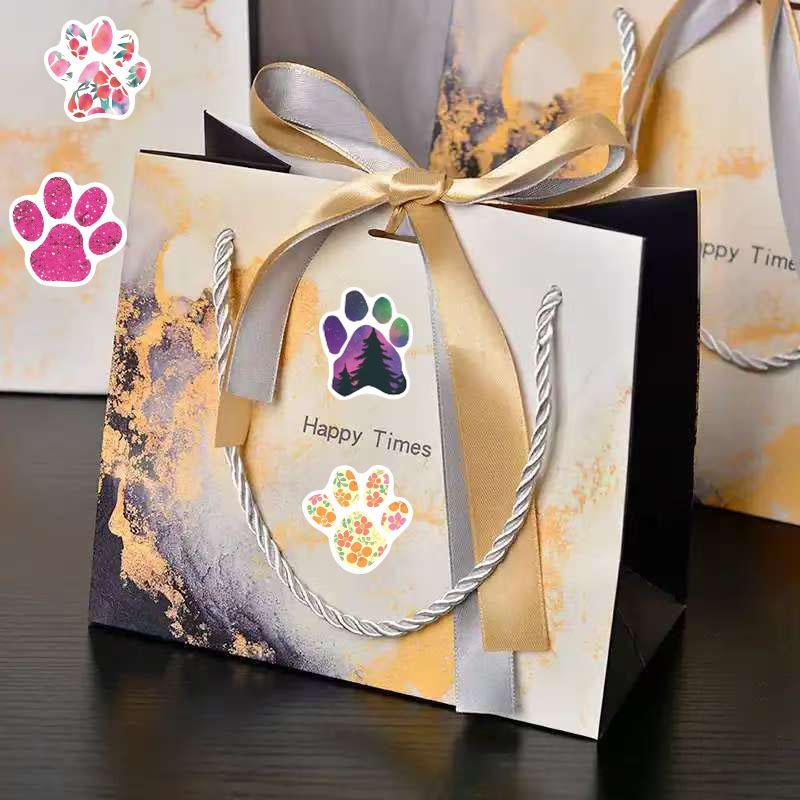 500 Stück/Rolle Lebendige Tierpfotenabdruck-Aufkleber - Bunte Belohnungsaufkleber für Schüler, Selbstklebende Papieraufkleber für das Klassenzimmer