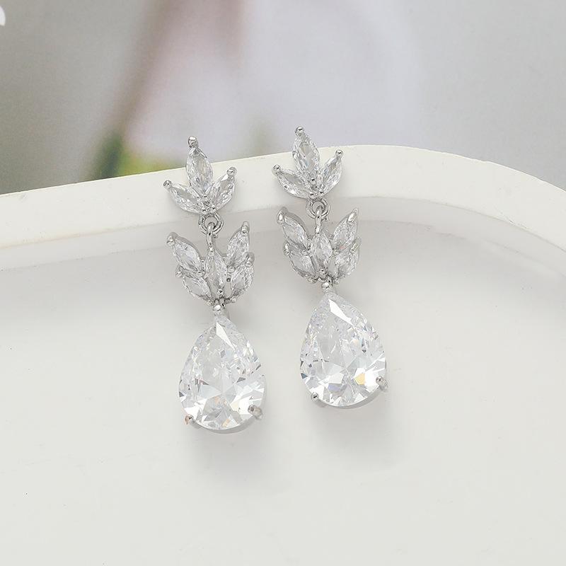 Flower Electroplated Water Droplets Small Fresh Horse Eye Zircon Earrings Silver Needle Light Luxury Bridal Stud Earrings Earrings Women Shine
