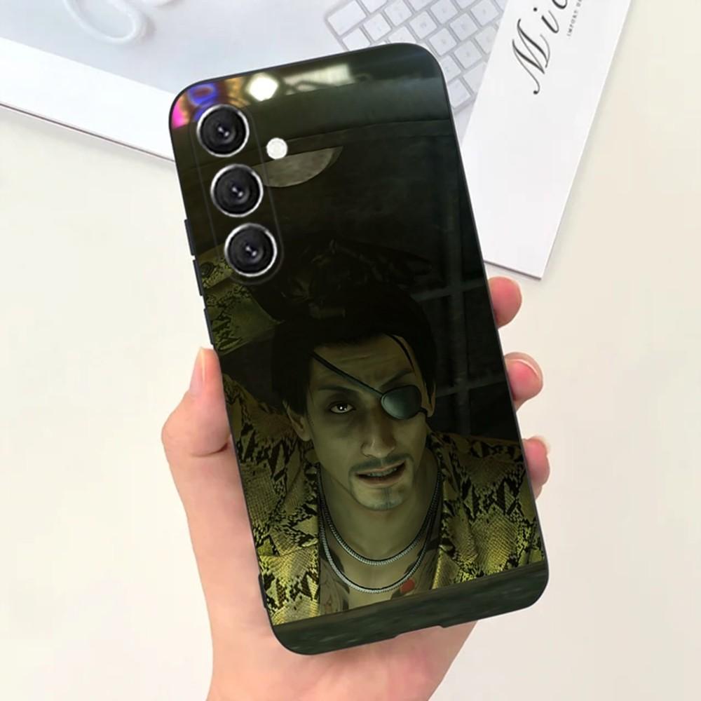 Yakuza 0 Game Phone Case For Samsung S25,S24,S21,S22,S23,S30,Ultra,S20,Plus,Fe,Lite,Note,10,9,5G Black Cover