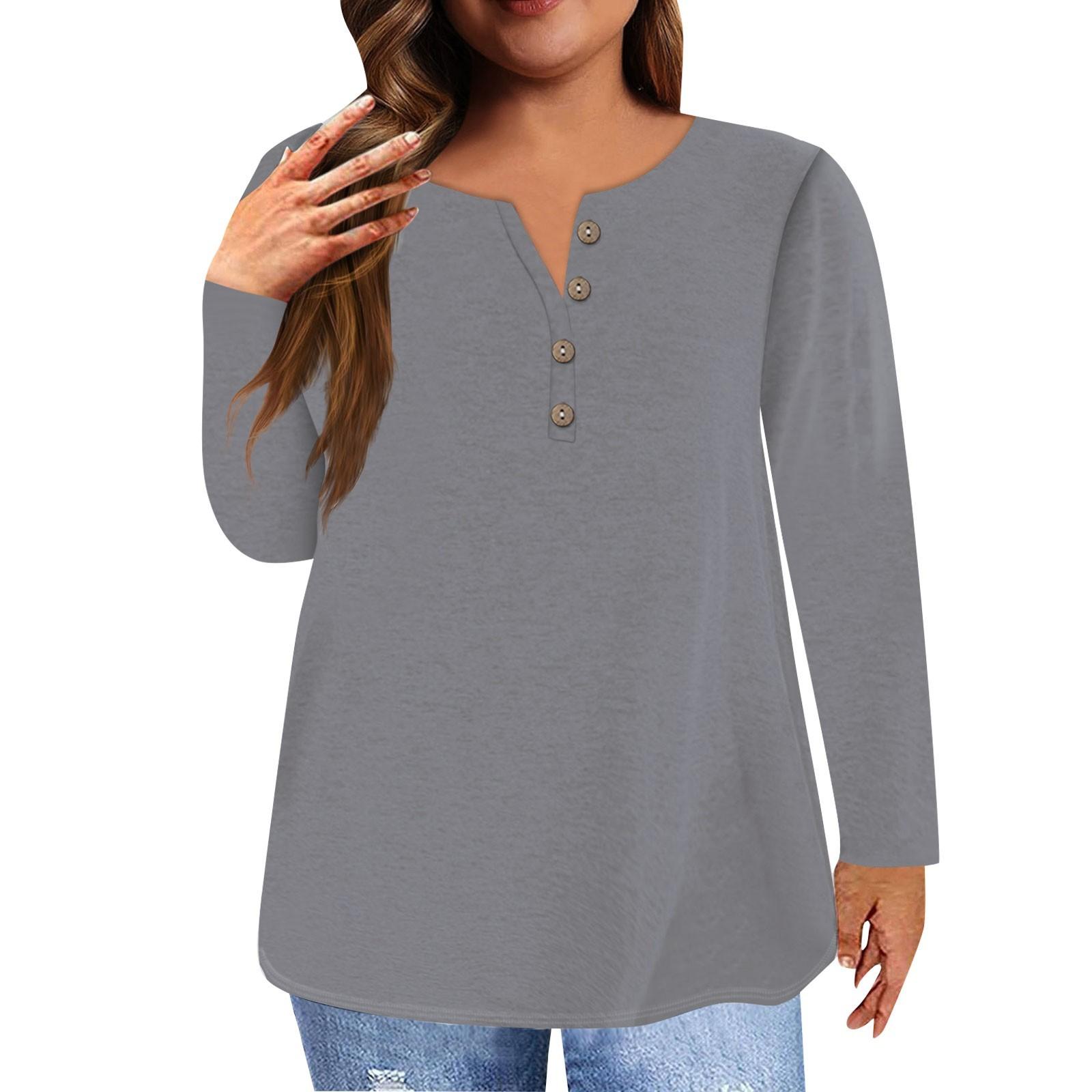 Женская футболка больших размеров с воротником на пуговицах — фото 6