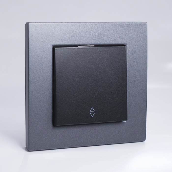 Plaque de finition simple - NOVELLA - Fumé - Plastique - 1 poste - Intérieur