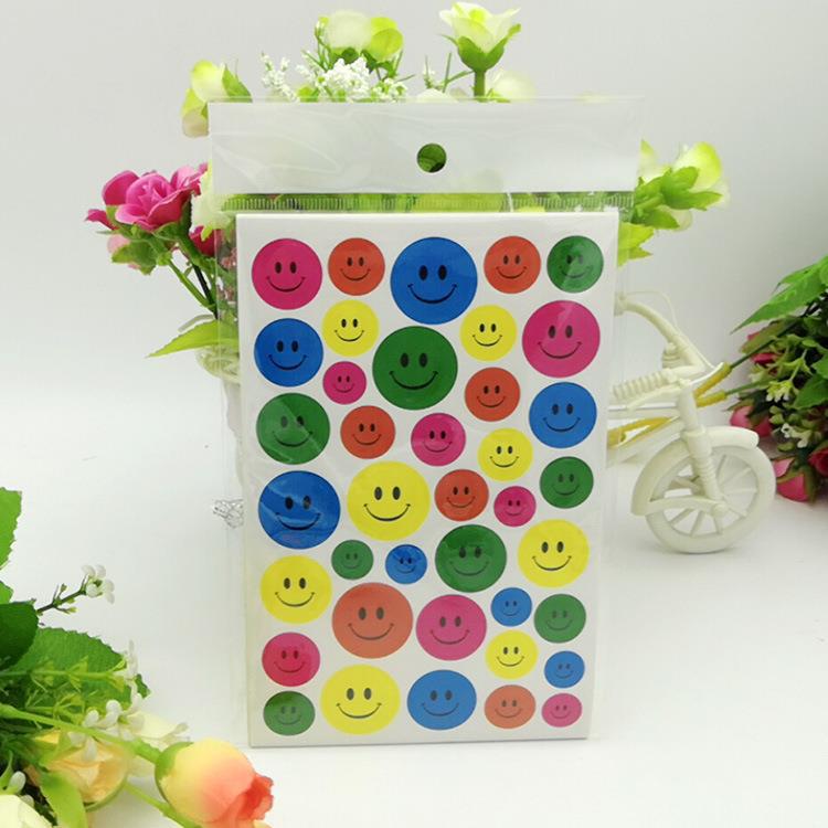 

Наклейки со смайликами для детей: Красочные наградные и образовательные наклейки с цифрами и буквами