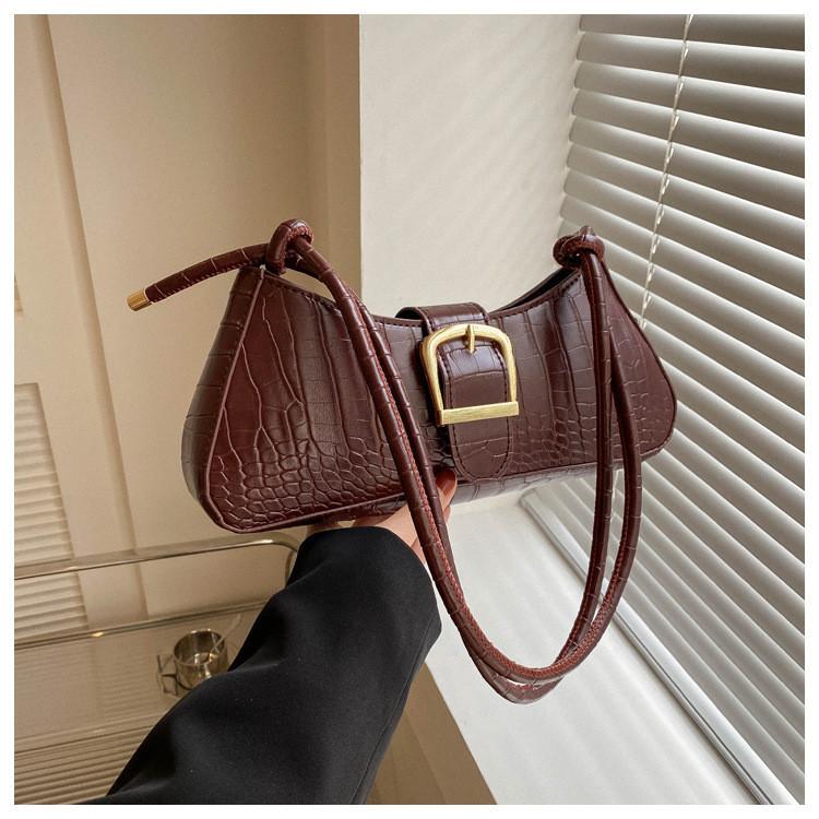 Stylish Vintage Women's Handbag 2024 Spring Fashionable Shoulder Bag Chic French Design