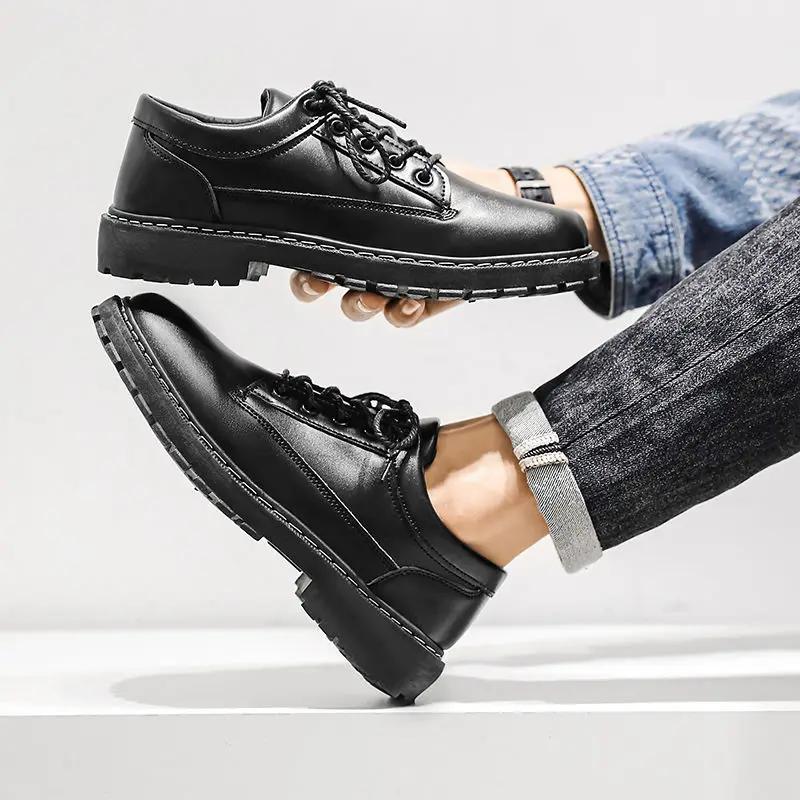 Niskie sznurowane lekkie męskie skórzane buty z okrągłym noskiem Eleganckie ze skóry bydlęcej Nowość Wysoka jakość Projektant mody Męskie buty codzienne