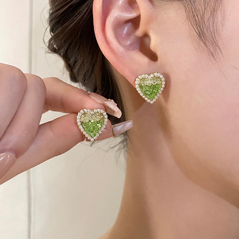 S925 Silver Gradient Crystal Pearl Heart Stud Earrings - Elegant 2023 Fashionable Jewelry