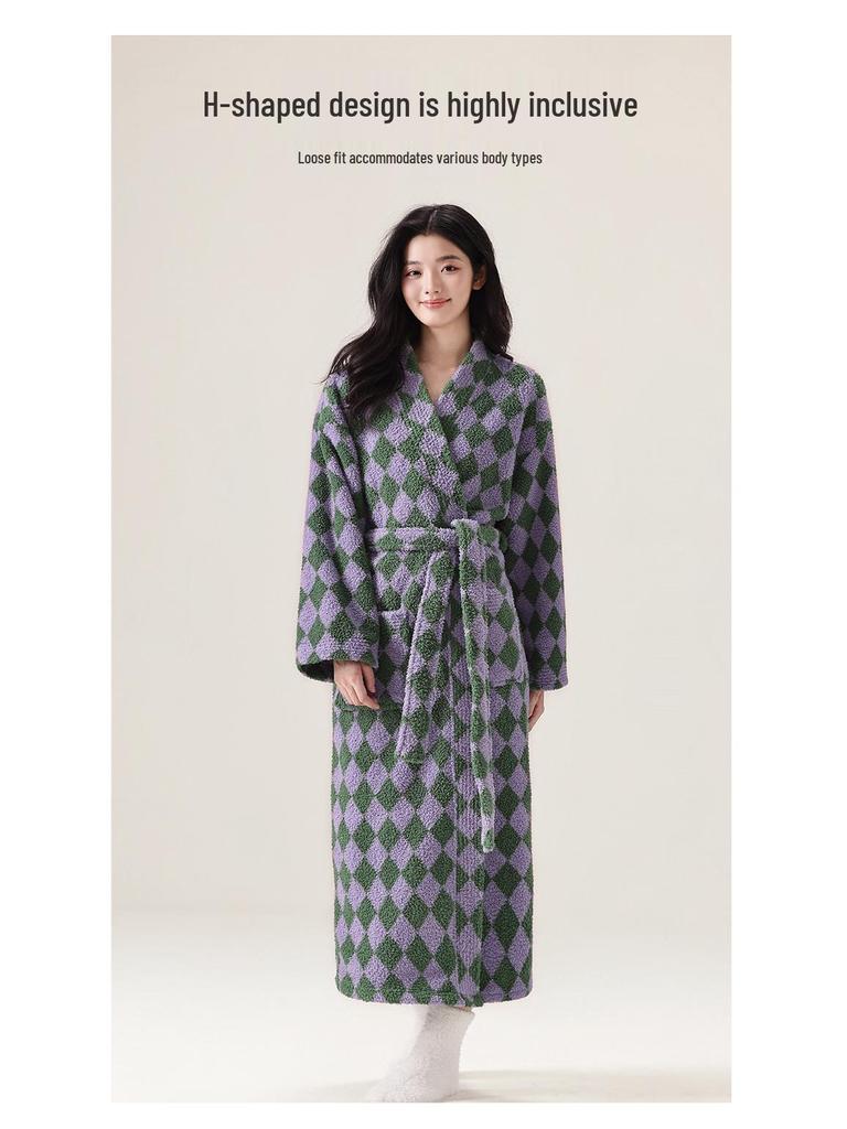 2025 Damen Verdickter Plüsch Velours Bademantel - Winter Lang Korallenfleece Homewear für Paare