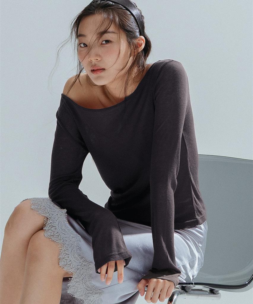 ANNEHEARTS Wool Modal Slim Tee_Charcoal