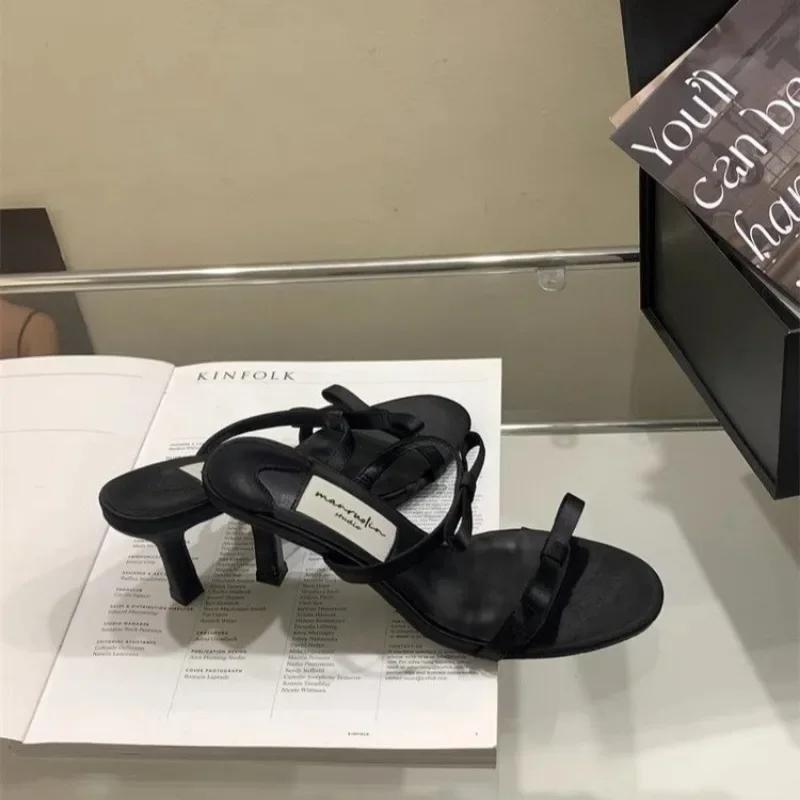 Fashion Shoes Female 2025 Modern Women's Slippers Brand Dress Slippers Women Bow Tie Round Toe Med Thin Heels Plus Size Women's Sandals