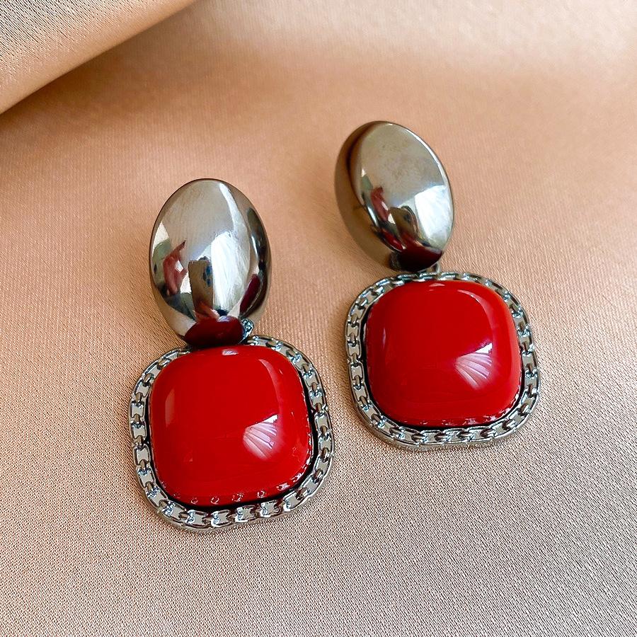 European and American retro geometric contrasting color acrylic earrings, stud earrings, personalized temperament earrings