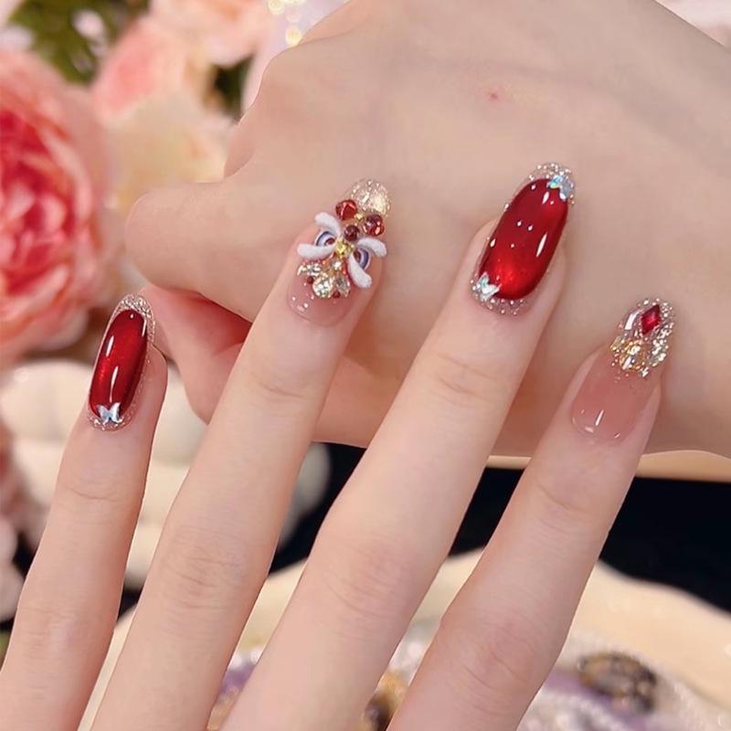 Xiaohongshu Handmade Red Floral Nail Art: Wearable, High-End Whitening Nail Tips Stickers