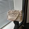 Stylish Large Capacity Casual Tote Bag For Women In Chic Solid Colors For Daily Use