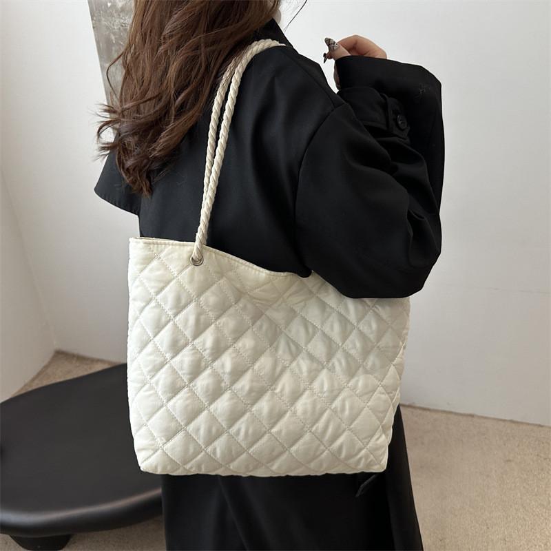 Stylish Chic Tote Bag In Vintage Design With Large Capacity For Daily Casual Use