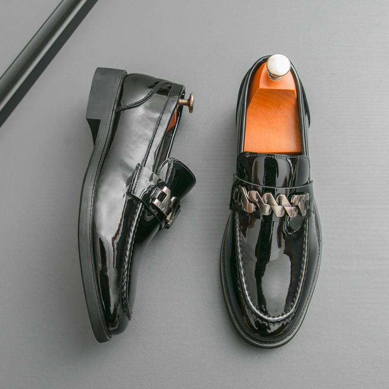 New Platform Men's Green Loafers Slip On All-match Wedding Shoes Patent Leather Shoes for Men Men Pointed Toe Flats Formal Shoes